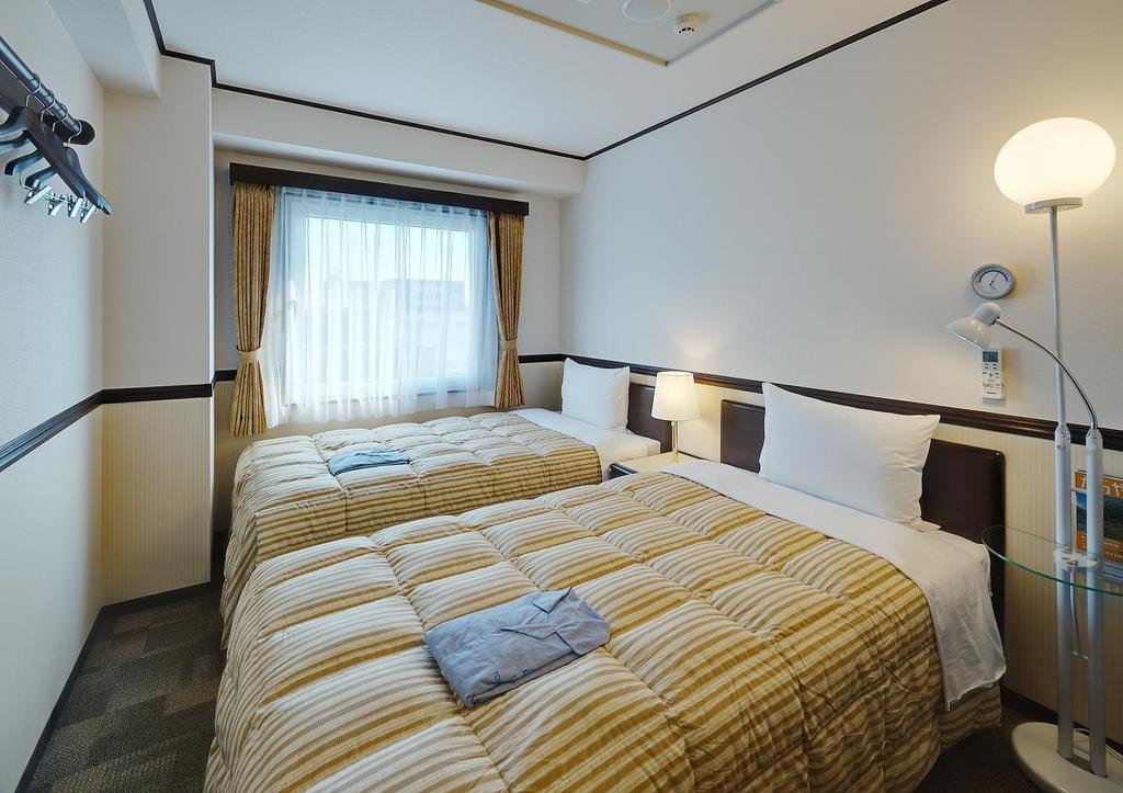Toyoko Inn Hiroshima-Eki Shinkansen-Guchi 1 Buitenkant foto